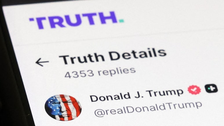 Trump's Sale Of Early Access To Truth Social Raises Eyebrows
