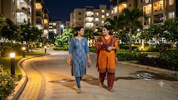 Walking After Dinner: Does It Really Lower Blood Sugar?