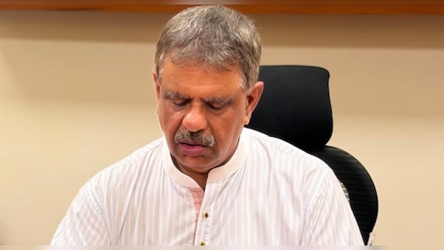 बांसवाड़ा में 4 प्रसूताओं की मौत, अस्&zwj;पताल पहुंचे मंत्री खींवसर ने केवल 2 की मौत ही जांच लायक बताया &nbsp;