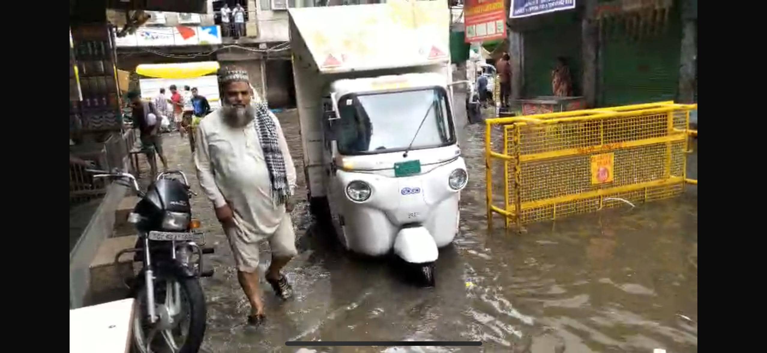 पानी पानी हुआ सदर बाजार पानी पानी हुआ सदर बाजार