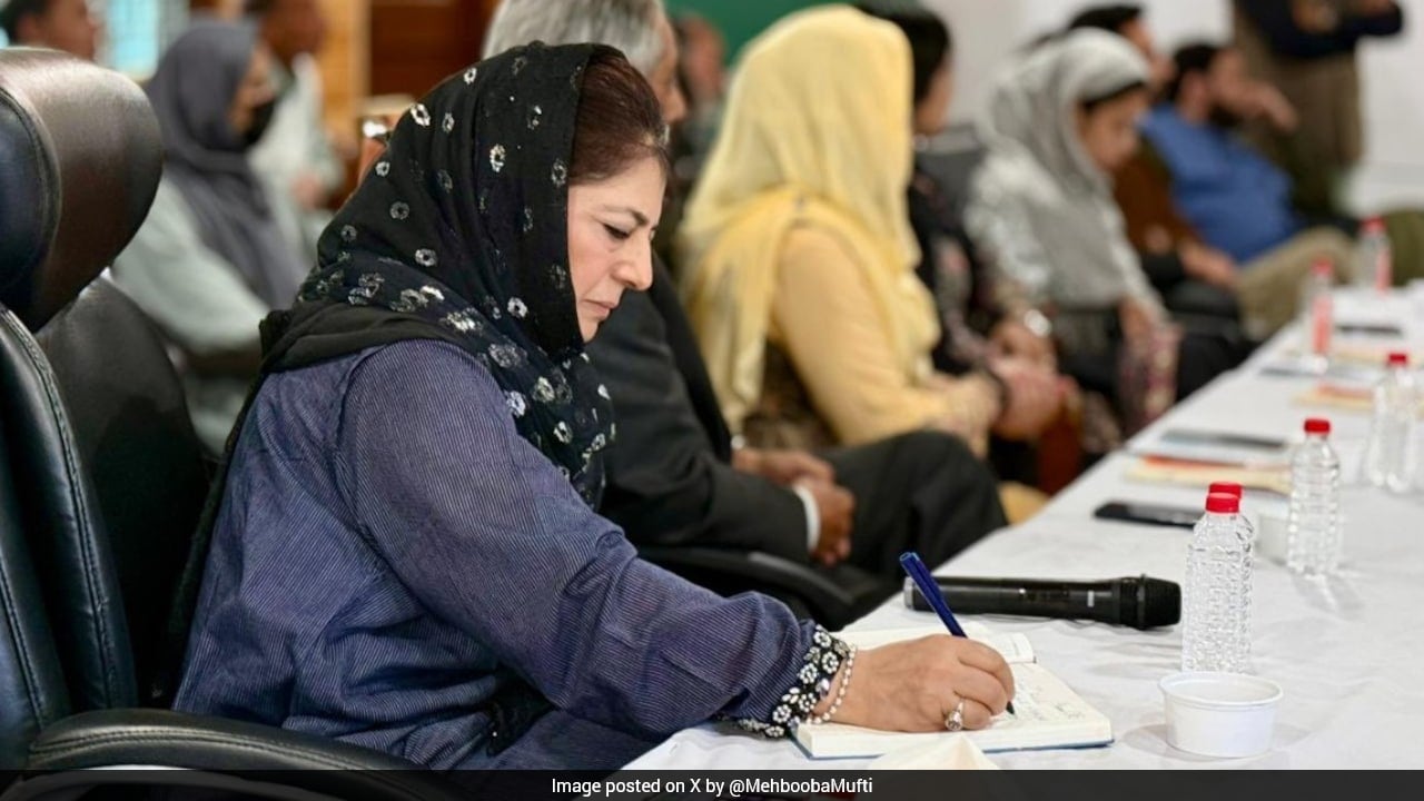 Mehbooba Mufti Jabs Centre Over Sonam Wangchuk Protest, BJP Hits Back