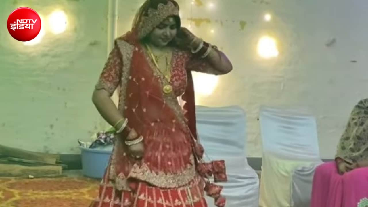 ब्राइडल एंट्री नहीं, ससुराल पहुंचकर नई दुल्हन ने दिखाया टैलेंट, श्रीदेवी के 37 साल पुराने गाने पर किया ऐसा डांस, लोग बोले- मर्यादा हो तो ऐसी