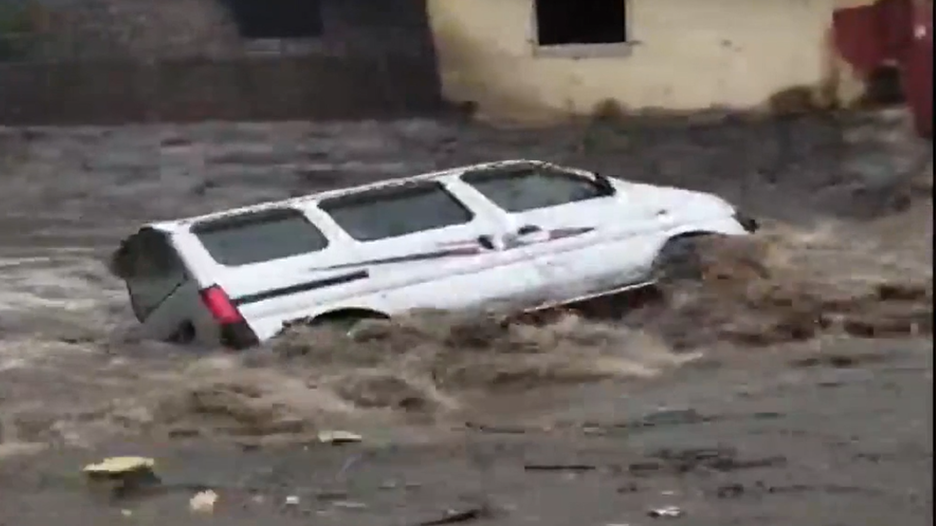Maharashtra Rain Fury: Car Swept Away in Vasai, Driver Rescued by Locals