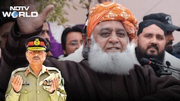 'राजनीति का शौक है तो चुनाव लड़ो, औकात पता चल जाएगी', पाकिस्तानी मौलाना ने मुनीर को ल्यारी से ललकारा