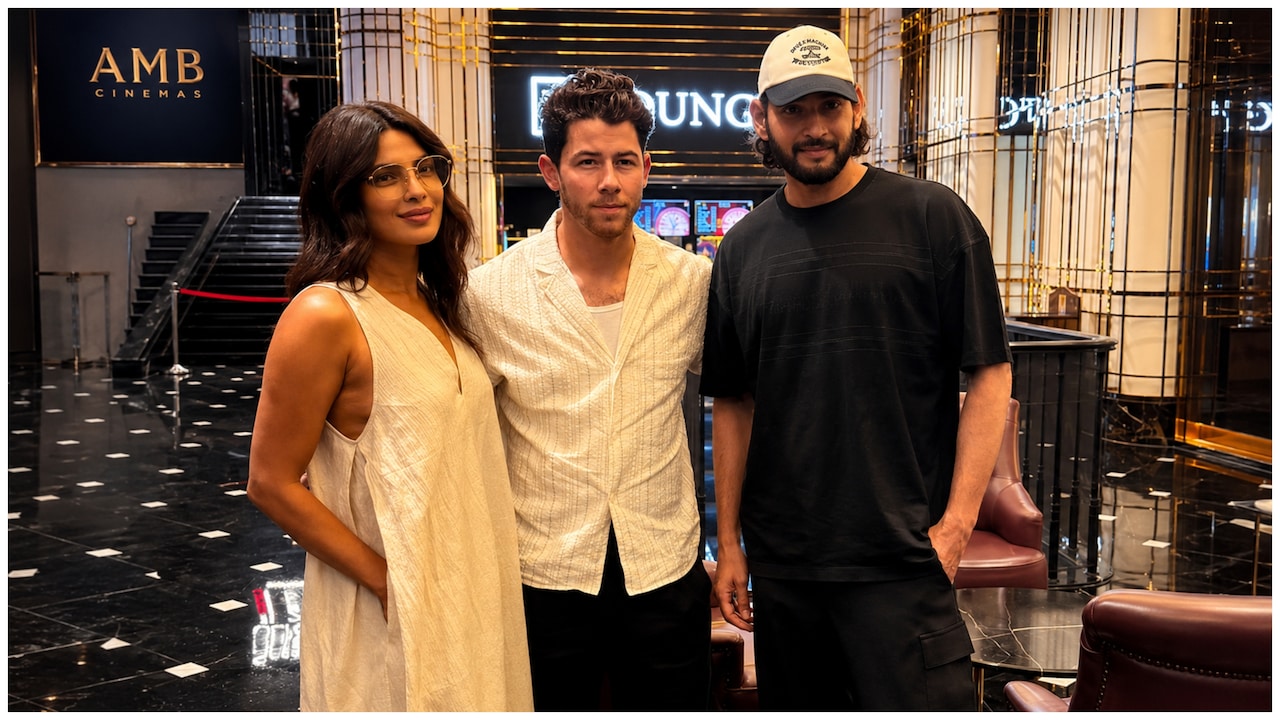 Priyanka Chopra, Nick Jonas And Mahesh Babu's Movie Night In Hyderabad Wins Hearts
