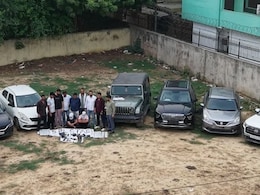 डुप्लीकेट स्मार्ट चाबी से चुराते थे महंगी कारें, दिल्ली पुलिस ने दबोचा गैंग; 11 गाड़ियां बरामद