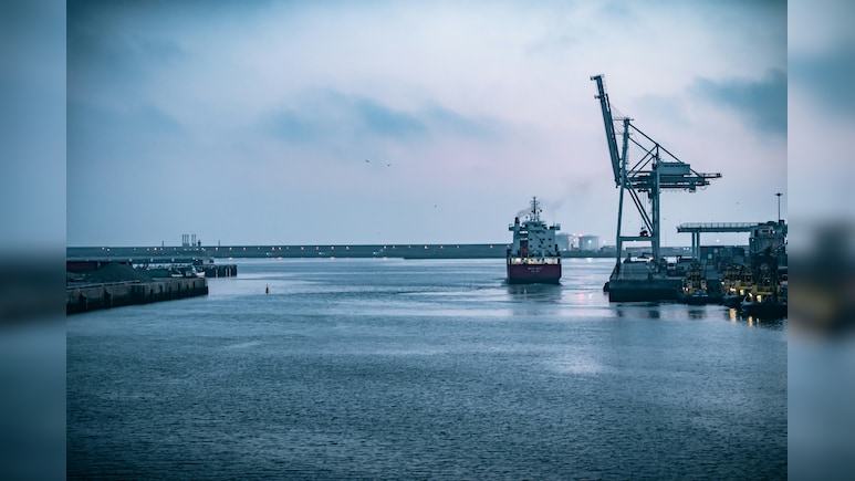 Global Oil Supply To Impact? Another Tanker Struck By Missile Near Hormuz Amid Rising US-Iran Tensions