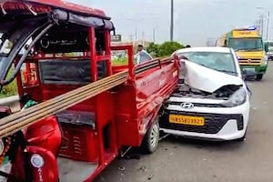 Overloaded E-Rickshaw Kills Cab Driver In Dwarka Expressway Accident: What Went Wrong?