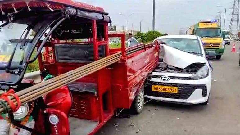 Overloaded E-Rickshaw Kills Cab Driver In Dwarka Expressway Accident: What Went Wrong?