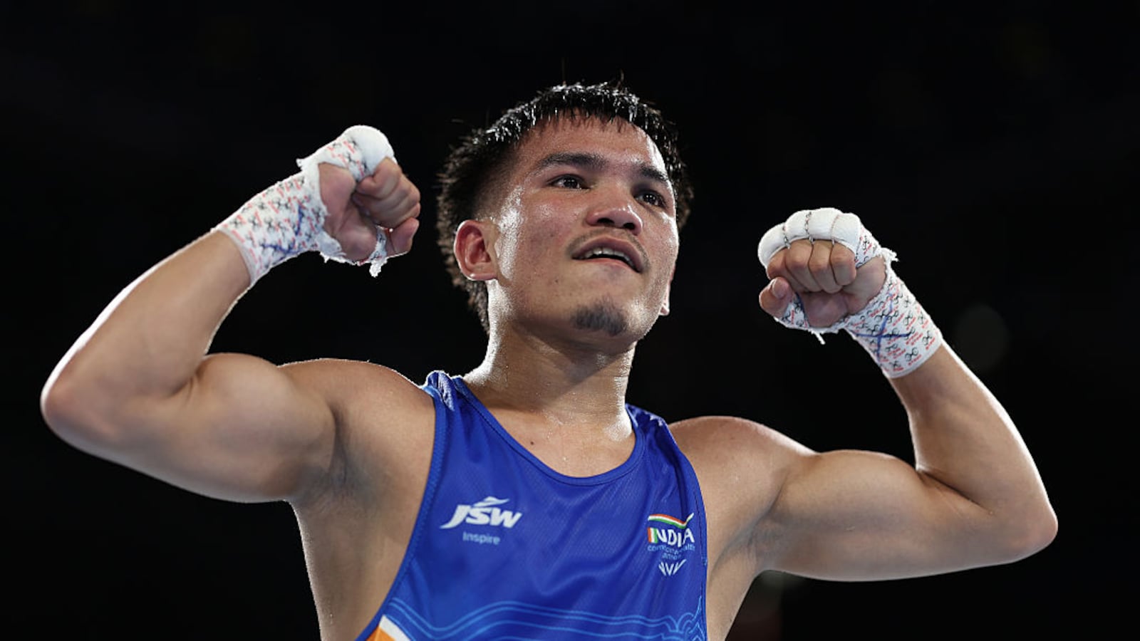 Jadumani Singh Defeats Pakistans Rehman Sumama In Commonwealth Games 55Kg Boxing Round Of 16