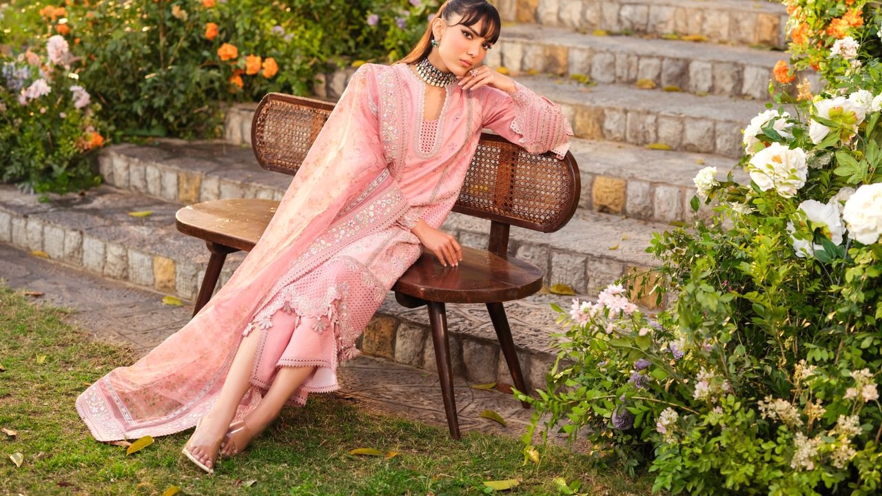 Ethnic wear for women who want a touch of modern trends in every outfit