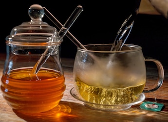 Honey And Warm Water For Weight Loss: Does The Popular Morning Ritual Actually Work?