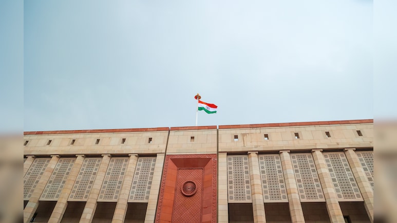 मॉनसून सत्र के पहले सप्ताह में राज्य सभा में 6 प्रतिशत तो लोक सभा में सिर्फ 5 फीसदी हुआ कामकाज