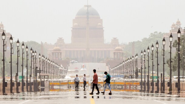 Weather LIVE Updates: Warm Day In Delhi, Rain Expected Till July 18