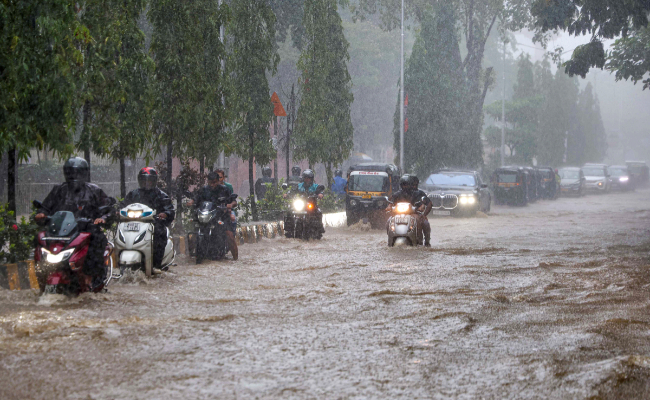 Mumbai On Red Alert As Weather Agency Warns Of Extremely Heavy Rainfall