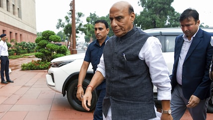 Extremely Regrettable: Rajnath Singh Targets Congress Over Vande Mataram Row