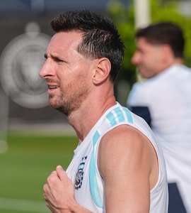 Lionel Messi Shares Pictures From Argentinas Training Ahead Of FIFA World Cup Knockout Match vs Cabo Verde