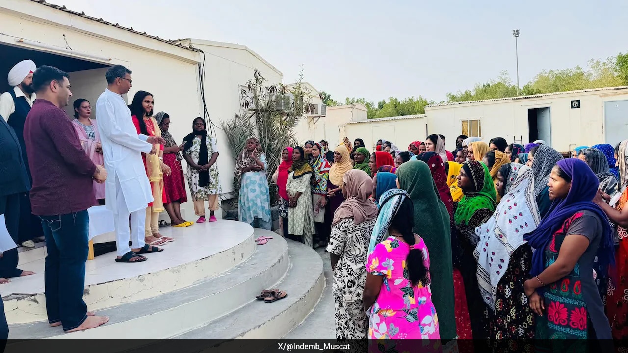 Indian Envoy Supports Distressed Women Workers in Oman
