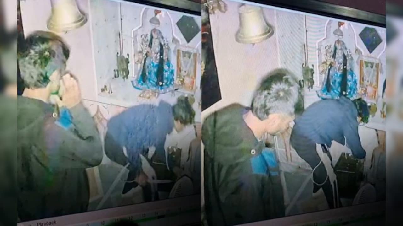 Watch: Thieves Apologise To Deity Before Stealing Donation Box In Maharashtra