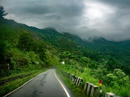 6 Beautiful Monsoon Getaways Within 3 Hours Of Bengaluru For A Refreshing Weekend Escape
