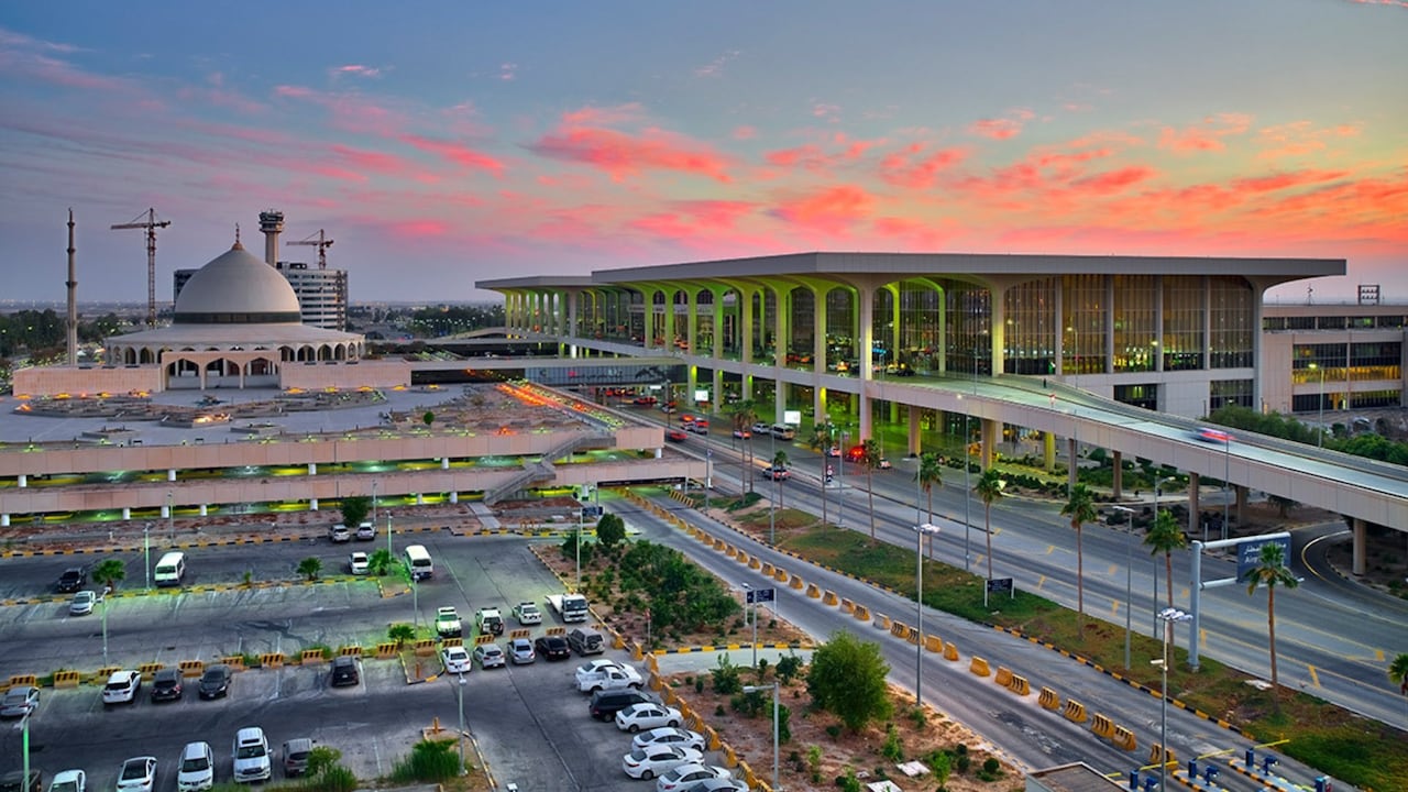 This Is The Largest Airport In The World, Bigger Than An Entire Country