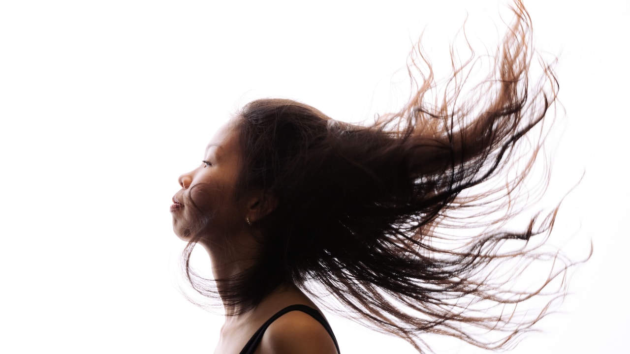 Why Your Hair Feels Dry After Conditioning And What You May Be Doing Wrong Why Your Hair Feels Dry After Conditioning And What You May Be Doing Wrong