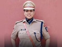 IPS क‍िरन यादव ने आधी रात में लखनऊ की समिट बिल्डिंग में मारा छापा, ये काम करते मिले 100 से ज्‍यादा लोग