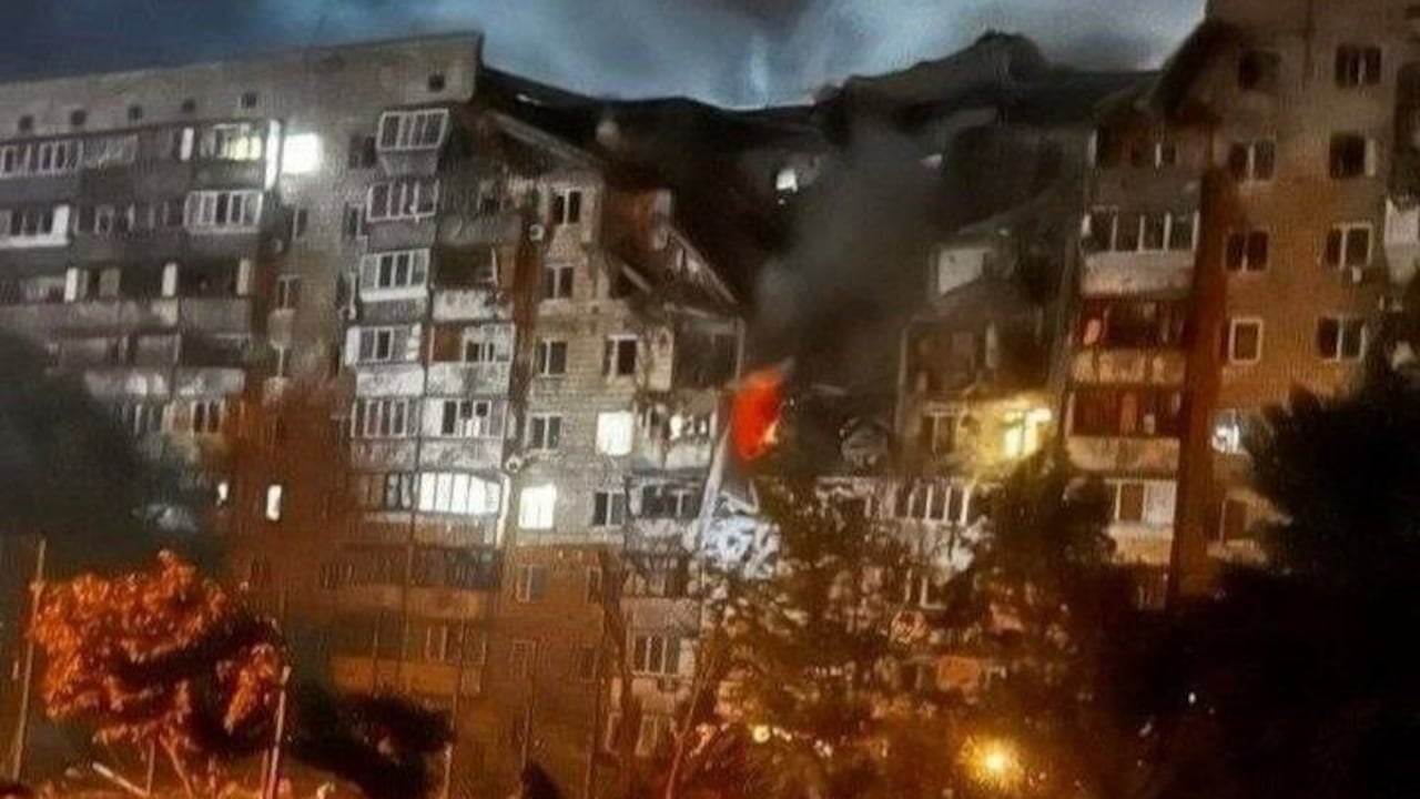 Explosions, Fire Across Kyiv As Russia Attacks Ukrainian Capital With Ballistic Missiles - Watch