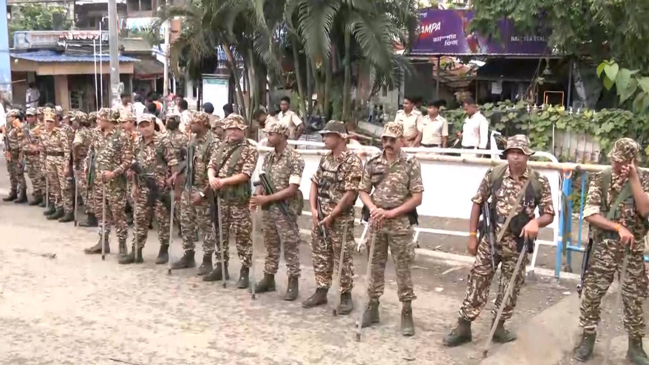 Security Tightened Around Kolkata Airport Ahead Of Friday Namaz Call