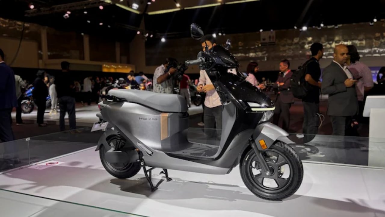 Honda ने भारत में पेश किया नया फैमिली इलेक्ट्रिक स्कूटर, स्मार्ट Key, 32L बूट स्पेस और 151 किमी रेंज!
