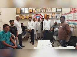 ब्&zwj;लड बैंक में खून घटा तो दौड़ पड़ा पूरा गांव, खुनखुना के लोग बोले- नहीं होने देंगे कमी&nbsp;