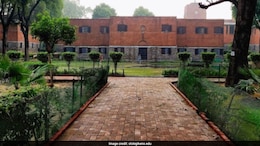 Delhi University's St Stephen's College Issues Dress Code, Bars Shorts In Key Campus Areas
