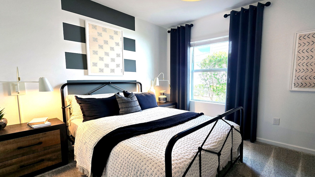 Why Metal Beds Start Rusting And How To Protect The Frame In Humid Homes Why Metal Beds Start Rusting And How To Protect The Frame In Humid Homes