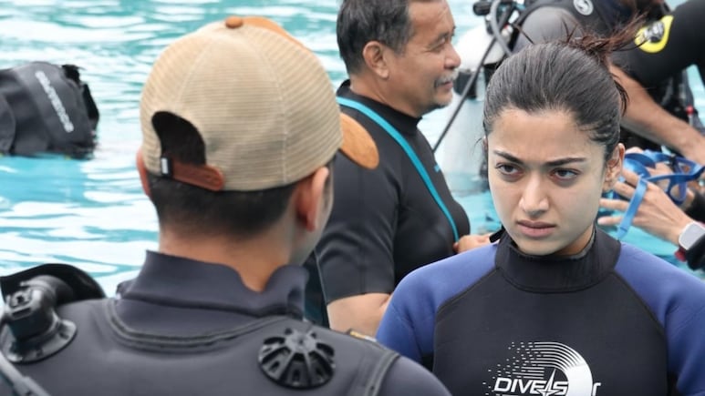 पानी में एक्शन से ग्लैमर का तड़का लगाएंगी रश्मिका मंदाना,  अंडरवॉटर सीन के लिए पानी में बिताए 20 घंटे