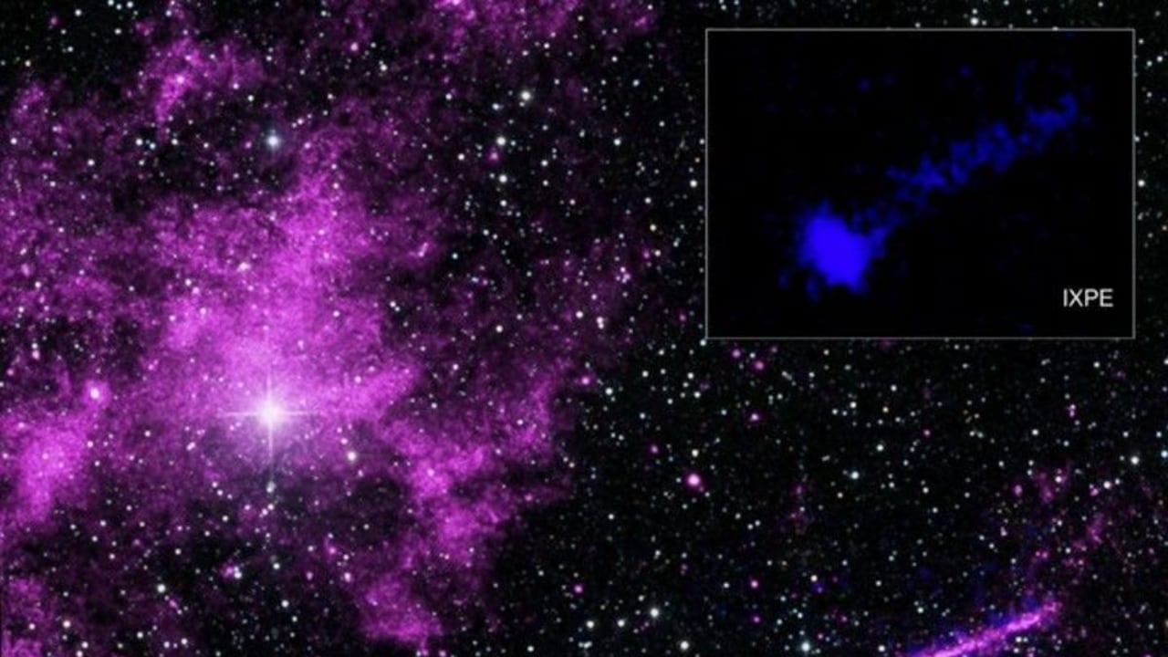 NASA's Space Telescope Maps Magnetic Fields Of Lighthouse Nebula Pulsar