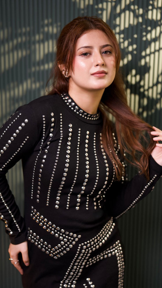 Arishfa Khan Turns Heads in a Stunning Black Dress