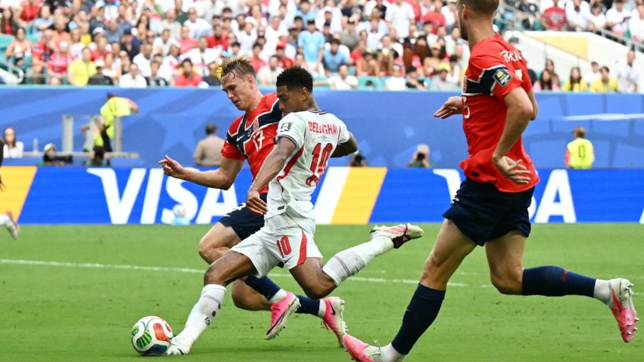 Ex-Premier League Referee Hits Bullseye On Spider Cam Row In Englands 2-1 Win Over Norway