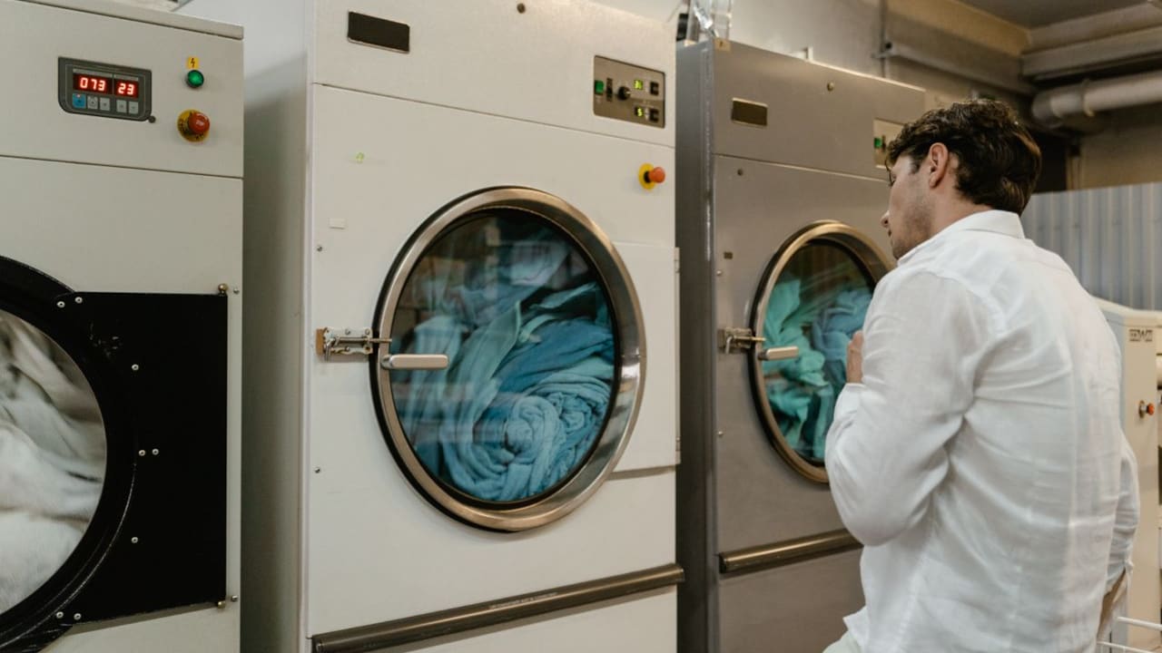 10 Reasons Clothes Smell Musty After A Washing Machine Cycle 10 Reasons Clothes Smell Musty After A Washing Machine Cycle