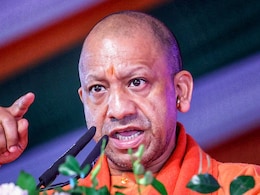मंदिर, कब्रिस्तान और हनुमानगढ़ी में नमाज; क्या यूपी चुनाव की टोन सेट करने लगे हैं योगी आदित्यनाथ