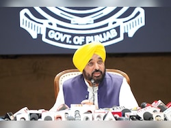 High Court Stay Puts AAP Government's Welfare Model Under Scrutiny
