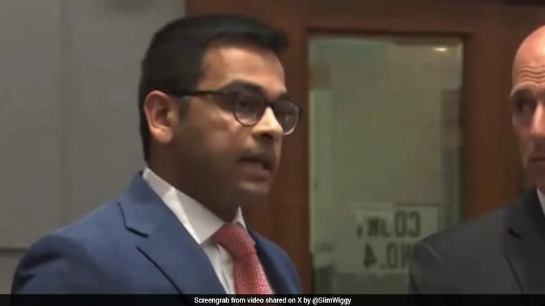 अमेरिका में भारतीय मूल के डॉक्टर को जेल, हॉस्पिटल के बाथरूम में फोन छिपाकर स्टाफ का बनाता था वीडियो