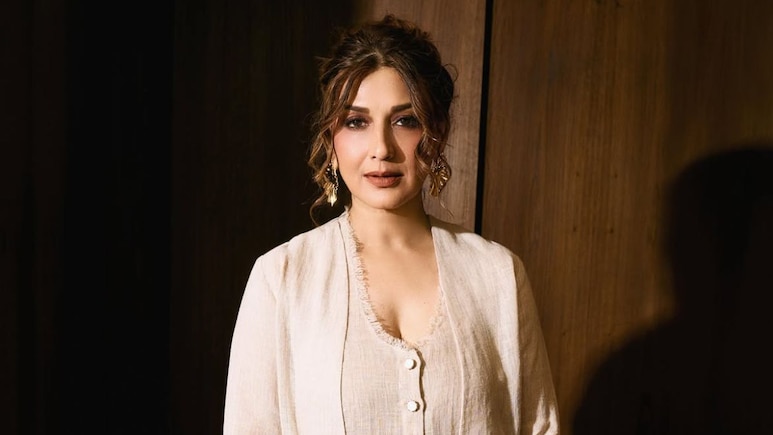 Sonali Bendre Says Cancer Treatment Made Her Skin "Overly Sensitive" To The Sun