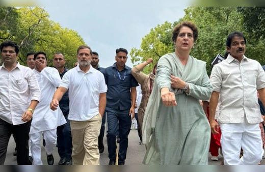 LIVE: मॉनसून सेशन का आज तीसरा दिन, कांग्रेस के सांसद आज काले कपड़े पहनकर करेंगे प्रदर्शन