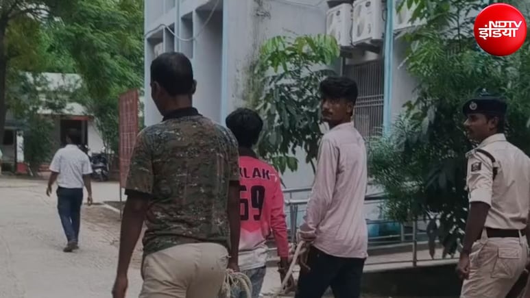 सीतामढ़ी में पाकिस्तान कनेक्शन! इंस्टाग्राम-व्हाट्सएप ग्रुप के जरिए देश विरोधी साजिश, दो युवक गिरफ्तार