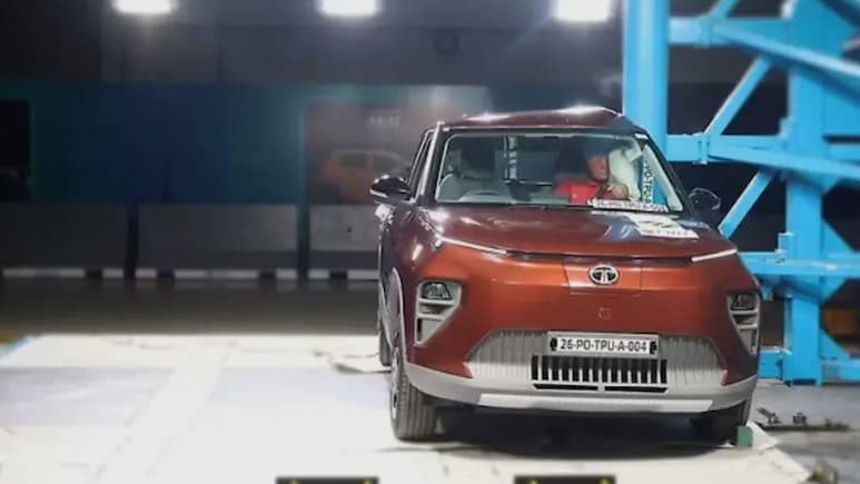 नई Punch EV Facelift ने क्रैश टेस्ट में उड़ाए सबके होश! बच्चों और बड़ों दोनों के लिए सुपरहिट