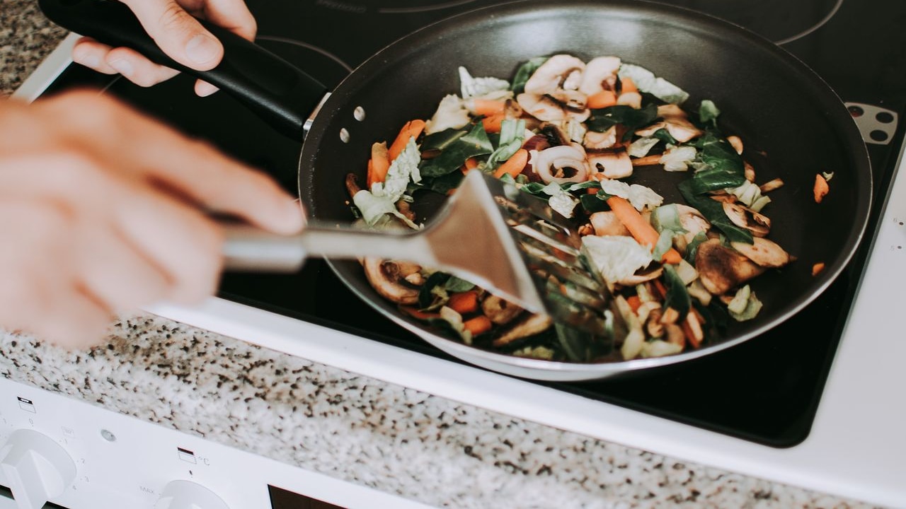 How To Make Non-Stick Pans Last Longer How To Make Non-Stick Pans Last Longer