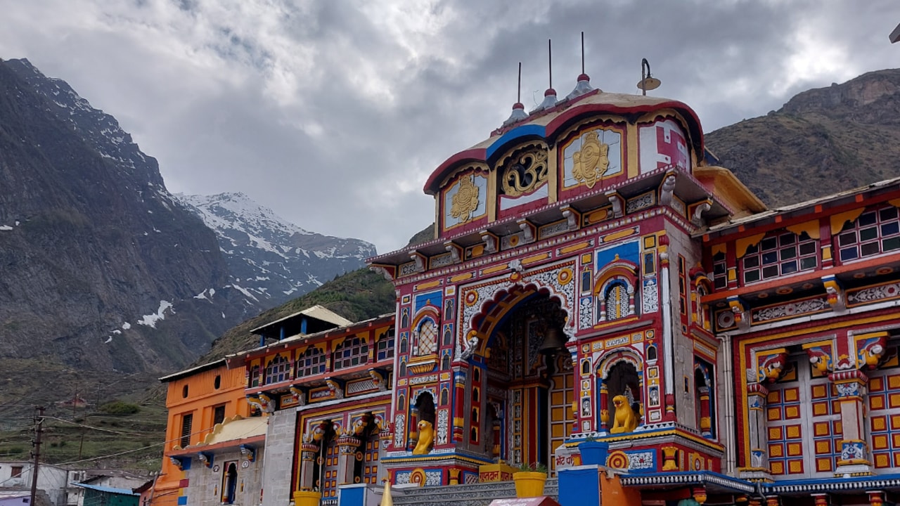 Char Dham Yatra suspended for two days due to landslides and heavy rain