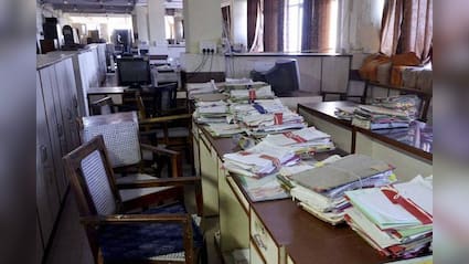 A Rs 5,000 Fine Can't Fix India's 'Babu' Raj. But It's A Start