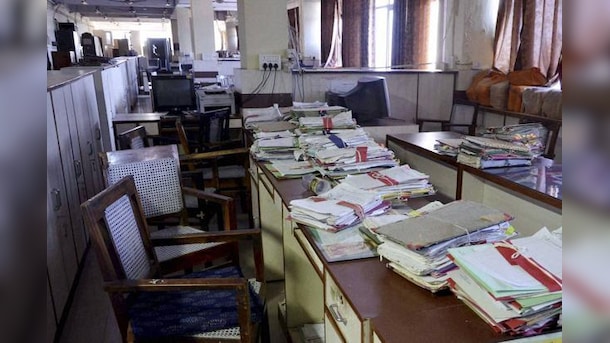 Opinion | A Rs 5,000 Fine Can't Fix India's 'Babu' Raj. But It's A Start