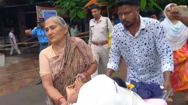 Murshidabad Train Accident Updates: 3 Students Among 4 Killed In Train-Van Collision In West Bengal's Murshidabad